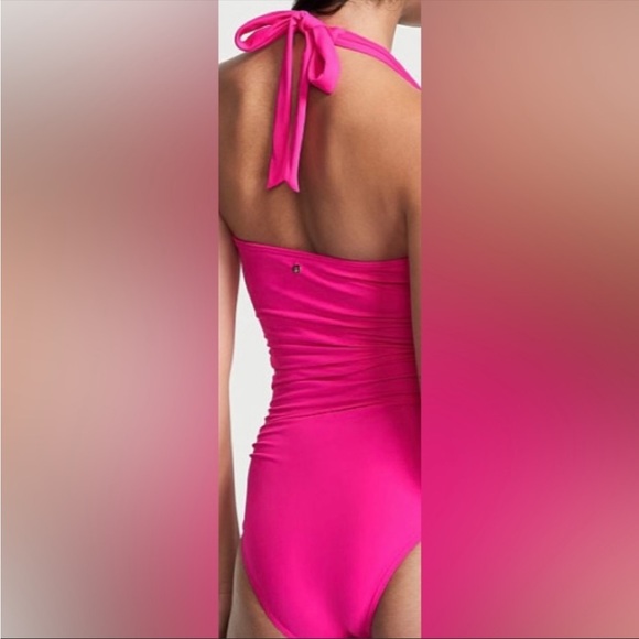 NWOT Victoria’s Secret WHITE Rouched Halter One Piece Swimsuit Resort woman M - Picture 4 of 13